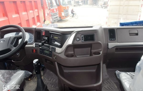 国产8x4高端载货车,最新款8x4载货车