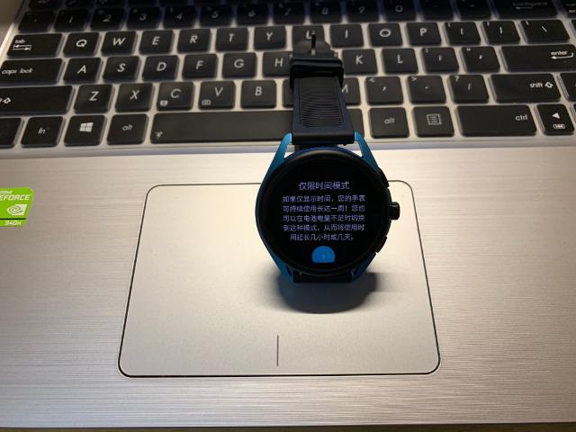 阿玛尼智能手表4代和5代,阿玛尼5a正品手表