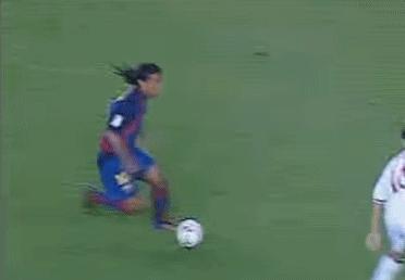 巴西足球天才巨星视频,巴西足球巨星小罗图片