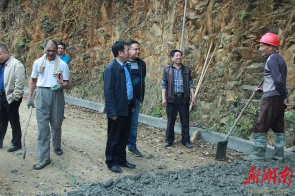 待到山花烂漫时革命英烈,待到山花烂漫时乡村振兴