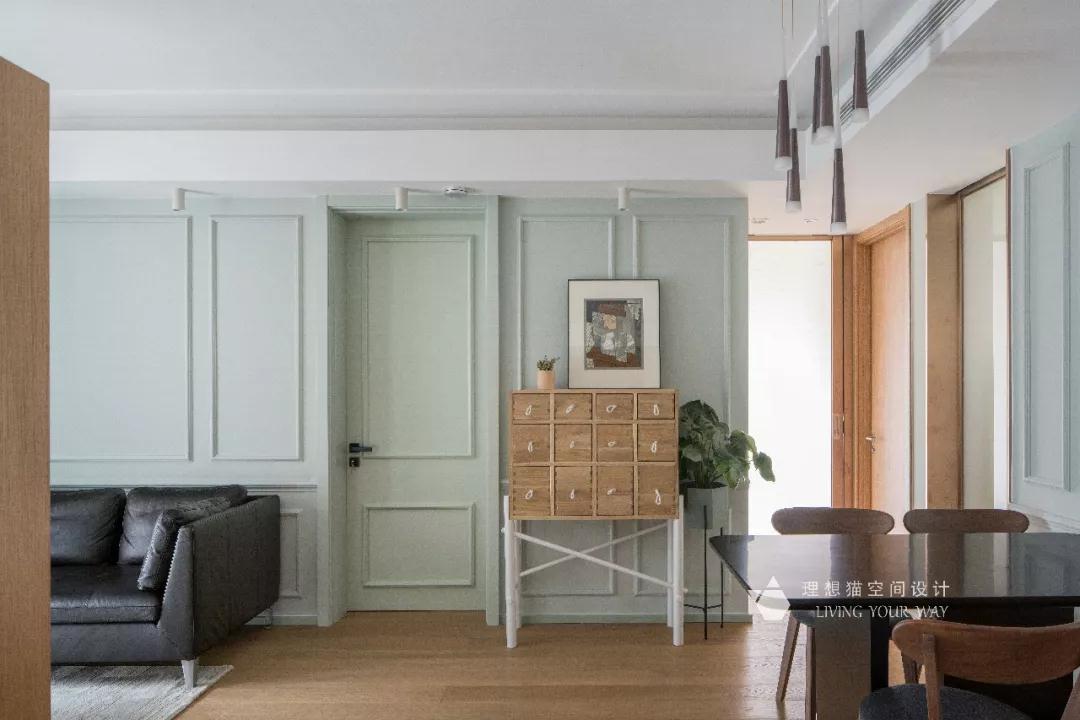 一个好的室内设计，要卡尺般的精准的尺度，也要梨花般清新的颜值