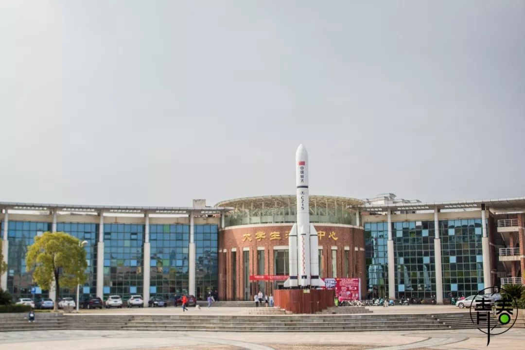 233路尽头的南昌航空大学，承包你的四年青春！