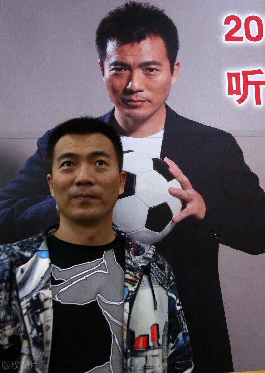 问足球问题大全,李铁战术方向