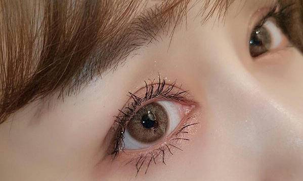 睫毛膏的教程新手,好用的睫毛膏平价新手使用