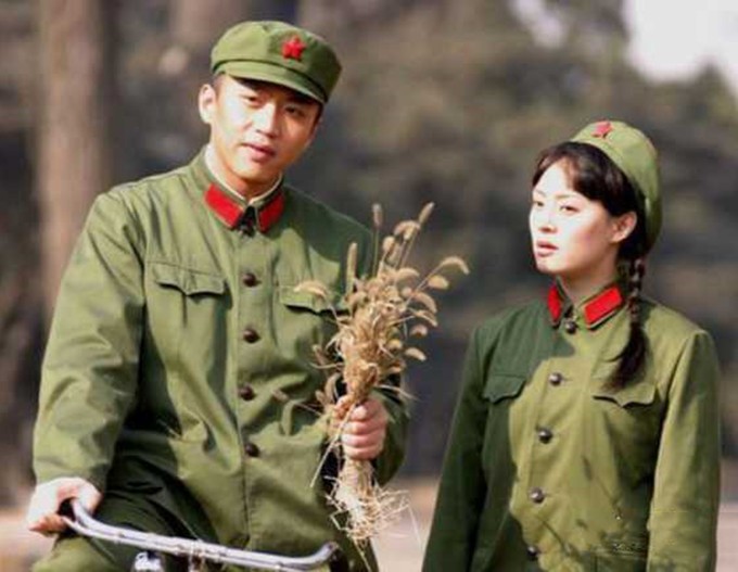 孙俪谈邓超和刘涛老公的不同,艺人刘涛婚姻近期状况