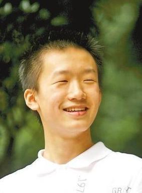 不学奥数不补课，重庆男孩中考只丢13分，高中直接保送清华大学