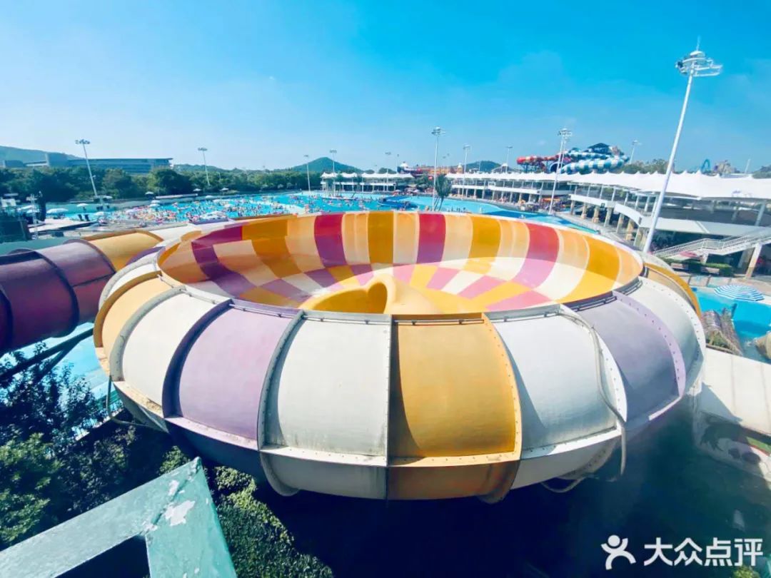 成都250000平方米的人造海滩约吗？杨洋已经帮你体验过了