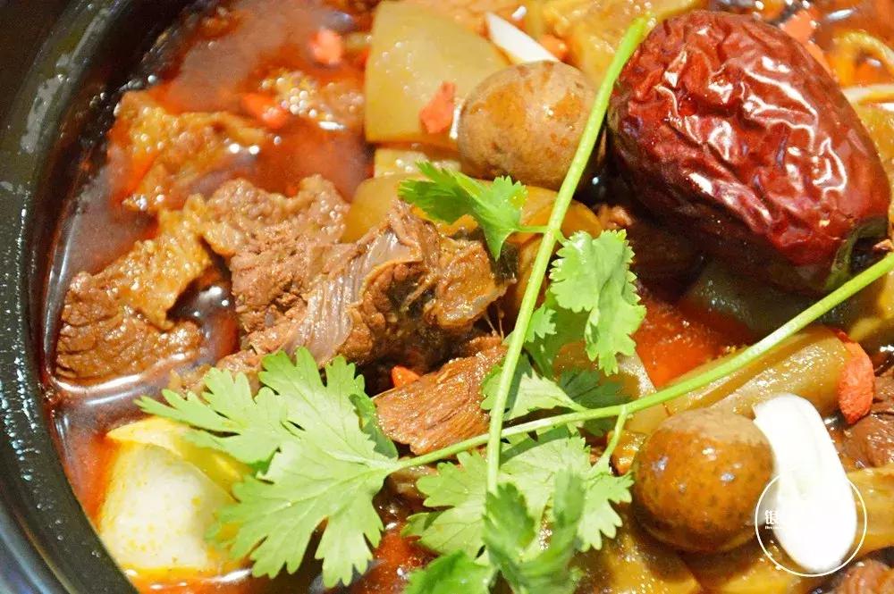 银川早餐驴肉火烧,宁夏驴肉火烧哪家强