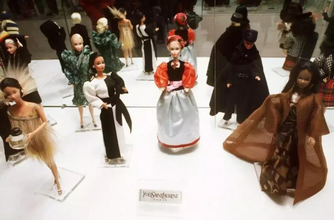 她是全世界最爱微整的女人却得了今年年度时尚偶像奖