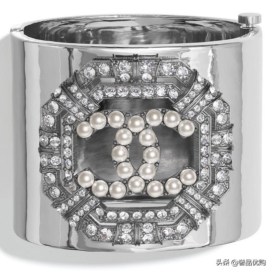 chanel首饰设计,chanel新款金色