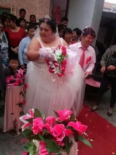 这一定是个好姑娘，新郎你有福了，羡慕啊羡慕