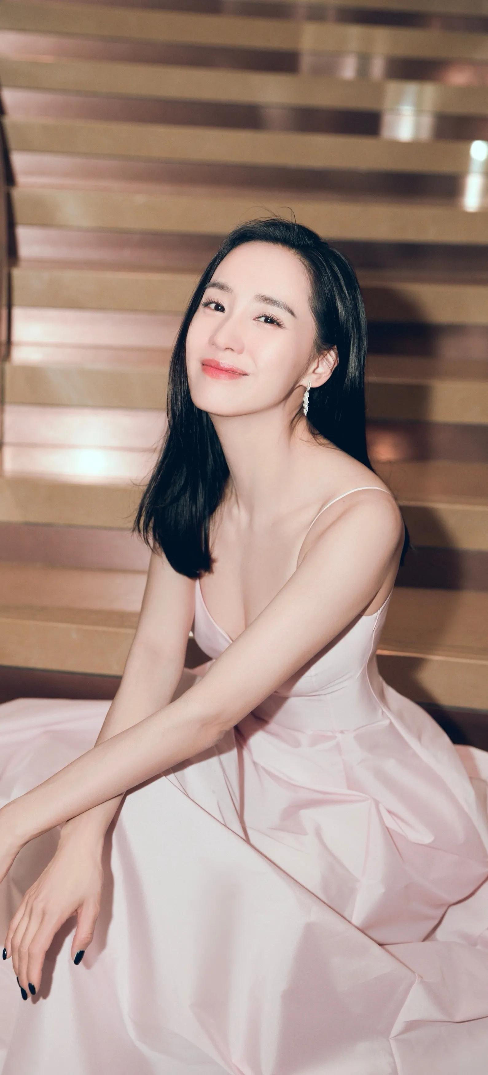 秋雅的扮演者王智,秋雅王智升级当妈