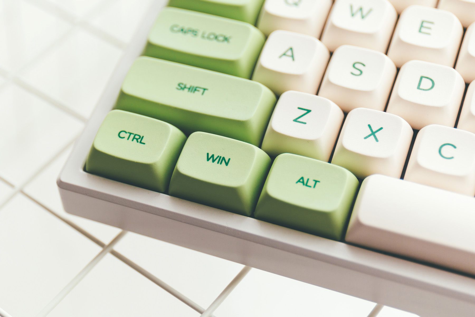 键帽推荐高颜值搭配透明键盘,机械键盘键帽推荐大全套