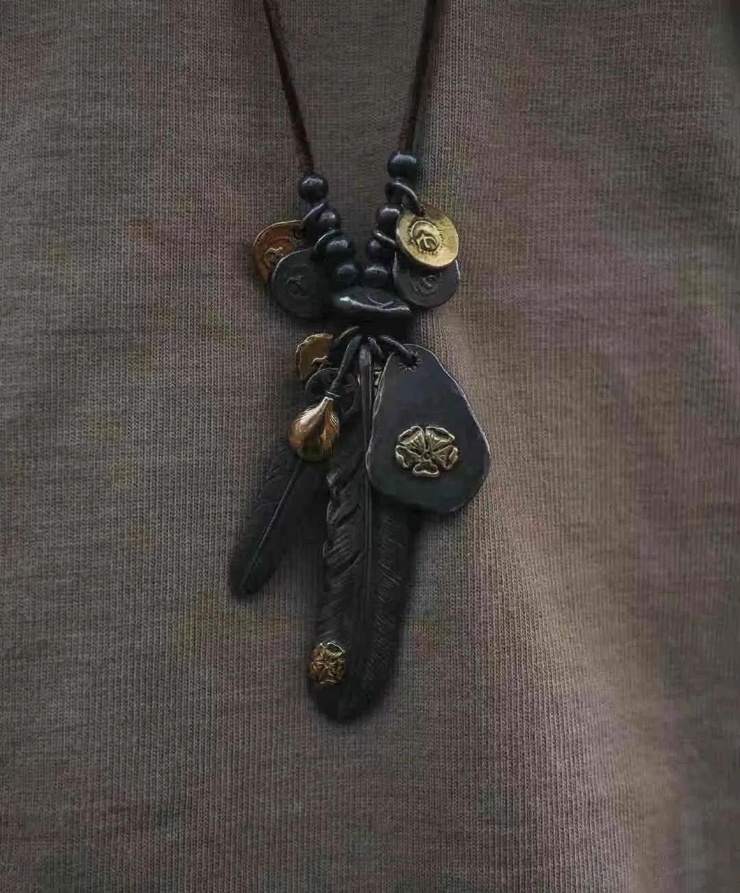 银饰潮穿搭女,夏季银丝服装怎么搭配好看