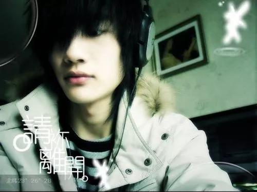 新歌1分钟评论破万！许嵩，这十年你去哪了？