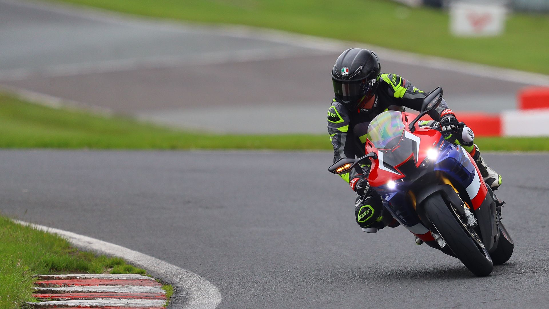 经常有人问我摩托车多少钱,经常有人问我买车到底要考虑什么