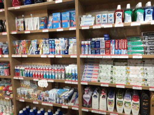 每天要喝掉两杯奶茶,每天要喝2000ml咖啡