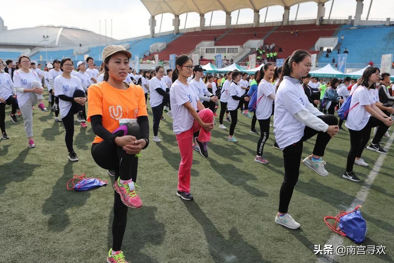 俗话说头无油脚无汗,头无油脚无汗到老也是穷光蛋