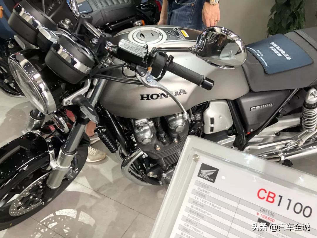 每个男孩都有一个女孩梦,每个男孩都有一个单车梦