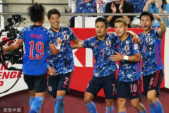 日本足球5-2阿根廷,日本队6-0阿根廷