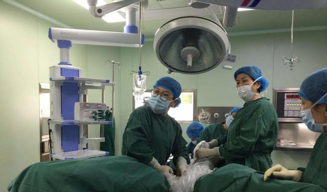 沈阳经脐弹孔腹腔镜手术,妇幼经脐单孔腹腔镜