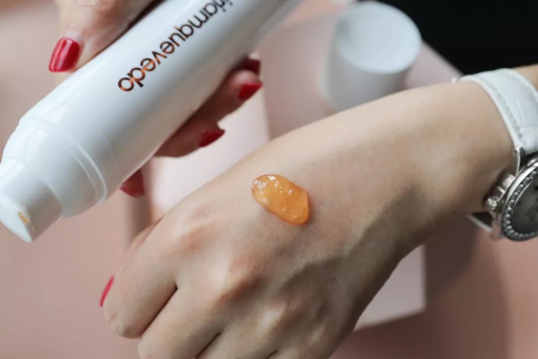 章小蕙推荐的淡斑好物,章小蕙分享化妆品