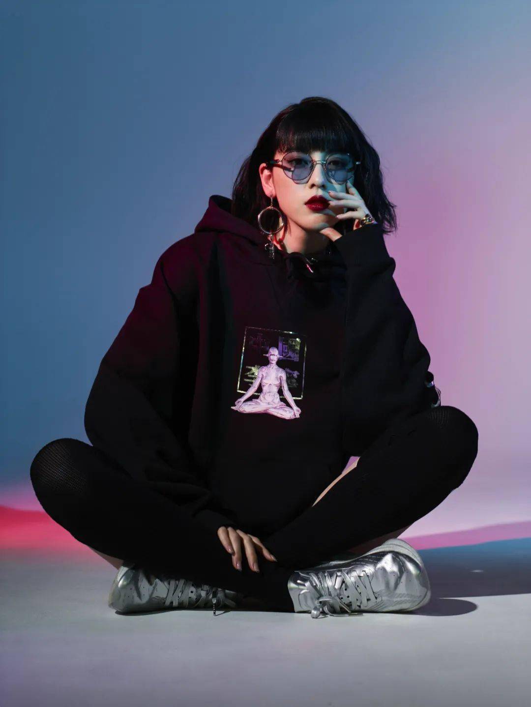 浪凡属于红血档次吗,李宁国潮和李宁品牌有什么区别