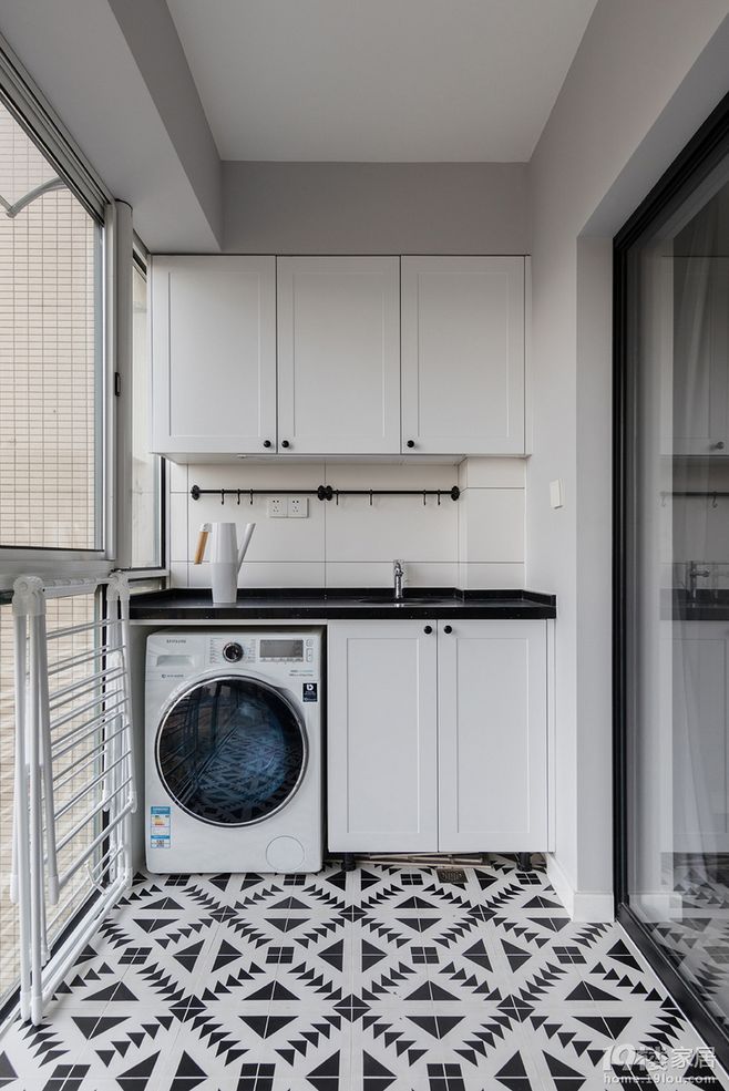 通阳台的卧室和晒衣服的阳台设计,阳台改造最好看的方法