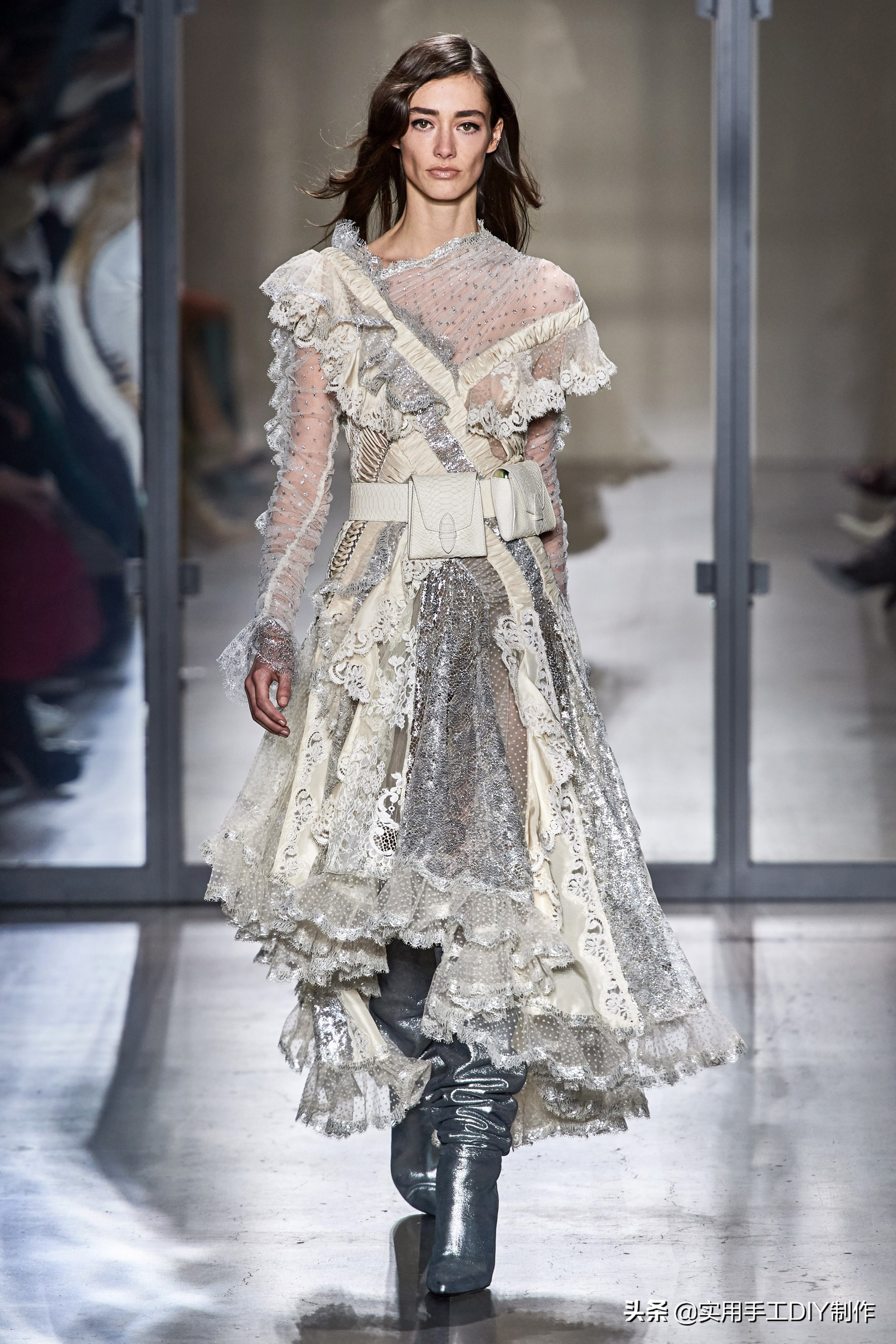 zimmermann连衣裙2019,zimmermann连衣裙2022春夏成衣系列