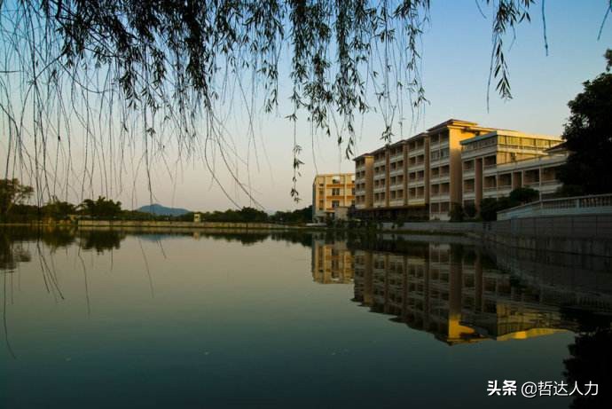 广州民办大学排名前十名,广州大学城内有哪些大学