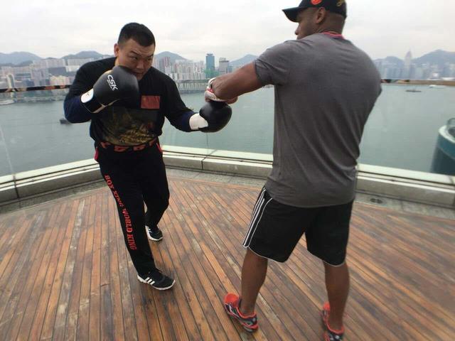 张君龙在中国格斗界能排第一吗,中国拳击重量级运动员张君龙