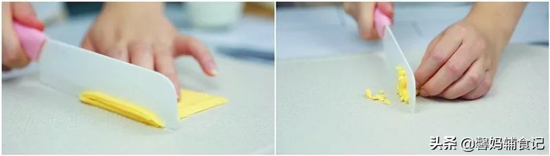 造型可爱的粒粒面,搭配亮丽的汤汁和芝士,不怕宝宝没胃口