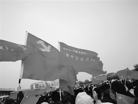 张莉芬创作的援鄂医护特别报道合集(3万多字)