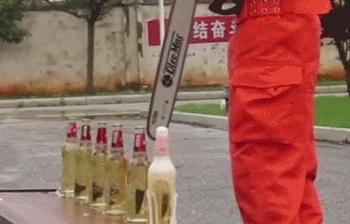 瓶盖挑战潘玮柏,瓶盖挑战孙悟空