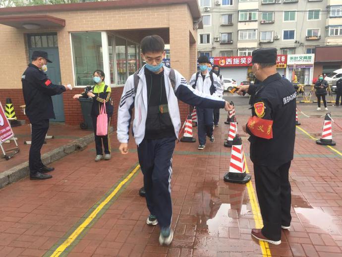 铁西31中哪天开学,铁西区初三上学吗