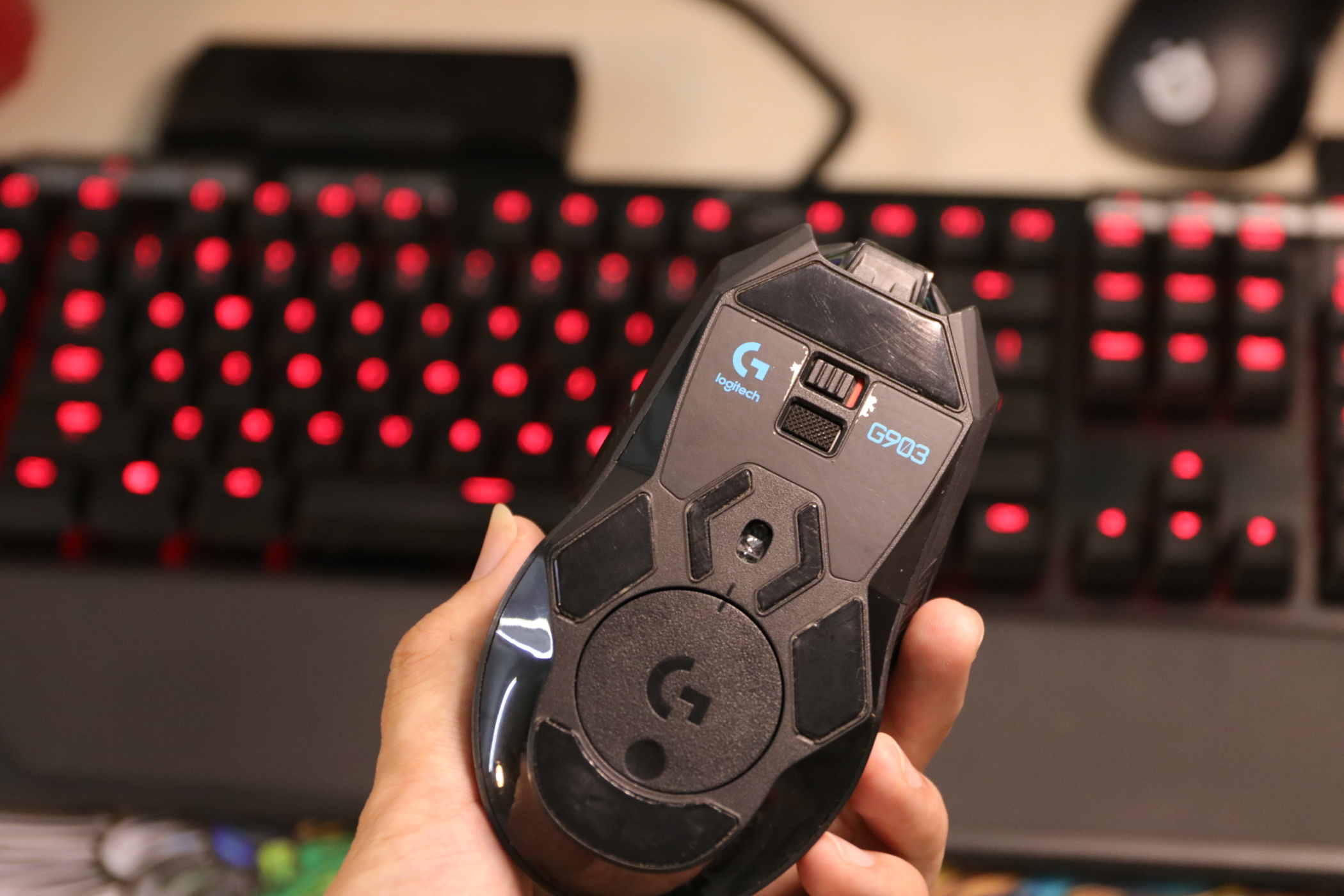 罗技g903电竞游戏双模无线鼠标,罗技g903鼠标坏了怎么自己维修