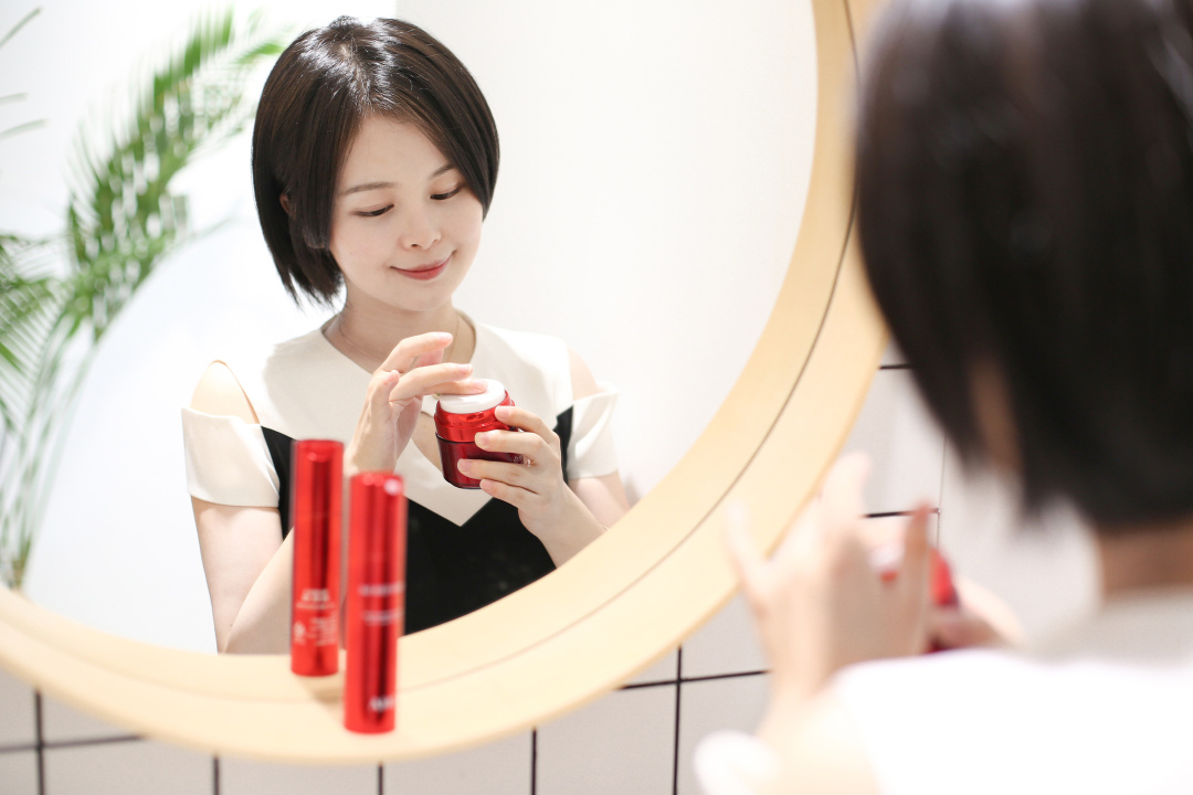 ahc抗老补水,ahc洛神花抗氧化精华露