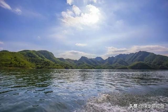 不用去桂林也能竹筏漂流,不用去桂林也能领略喀斯特地貌