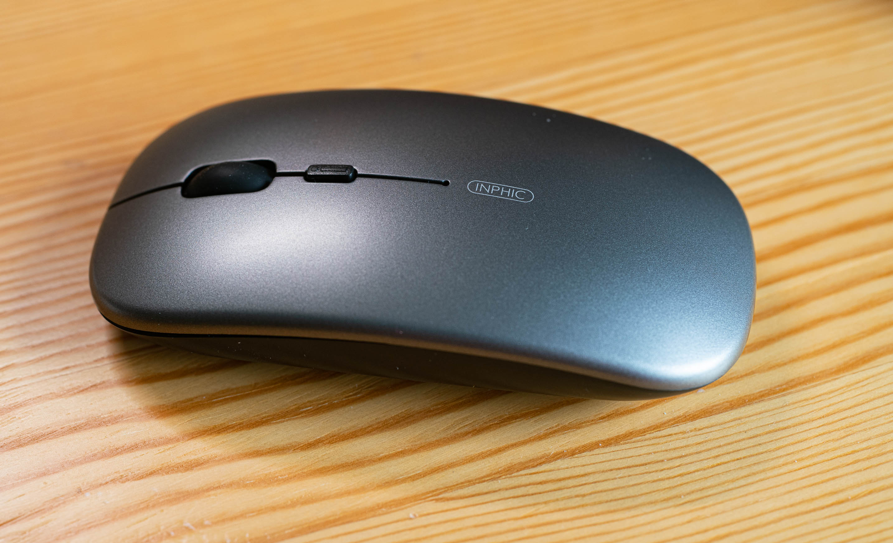 英菲克pm1无线鼠标怎么换电池,英菲克pm1双模鼠标怎么样