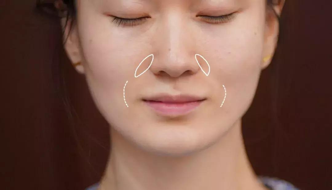 整牙一年半牙缝大,整牙一年了牙间距很大