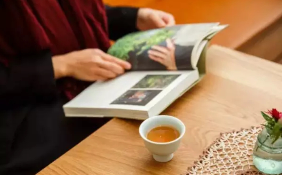 茶梗穿耳功效,茶梗的寓意