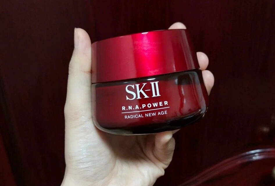 淡化细纹抗皱紧致保湿的面霜,面霜补水保湿修复嫩白收缩毛孔