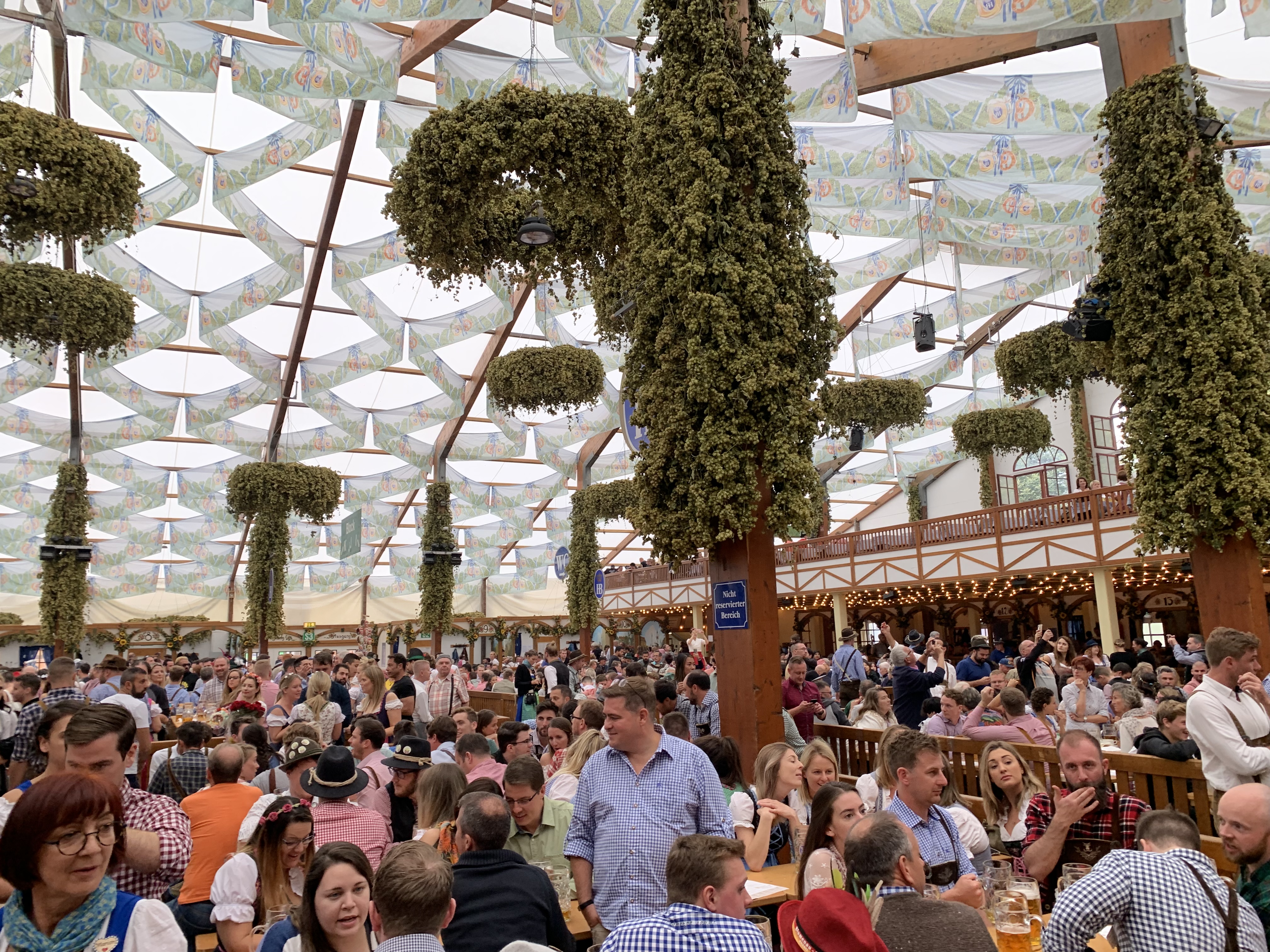 海外开银行账户需要什么条件,在国外开公司的利弊