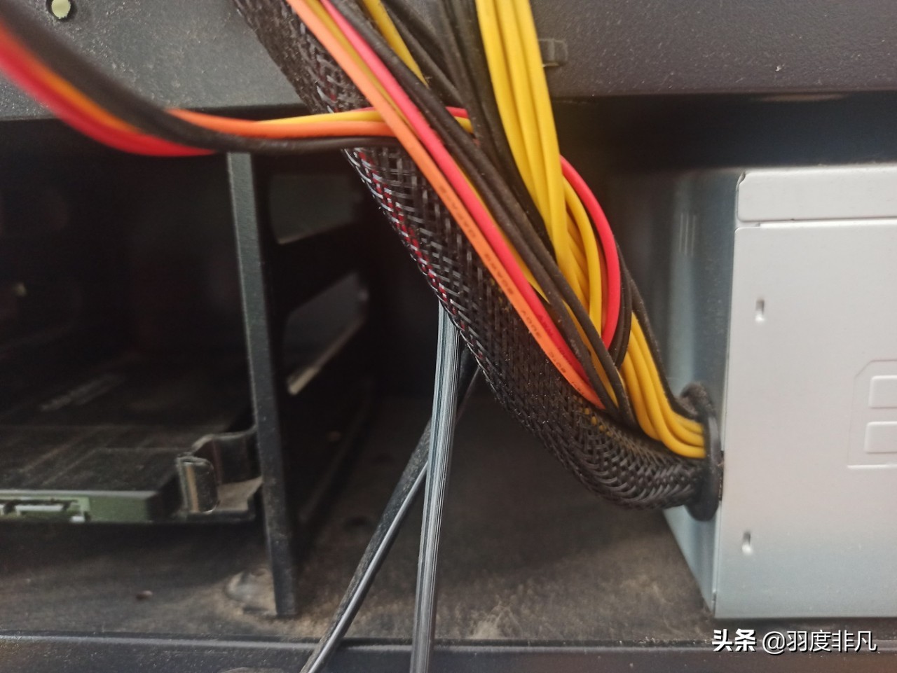 台式机固态机械双硬盘安装图解,台式电脑机械硬盘安装教程