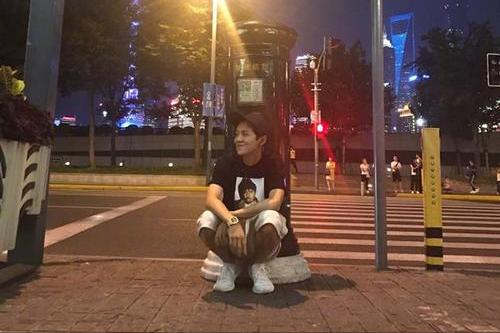 鹿晗为什么在巅峰期宣布恋情,为什么鹿晗公布恋情会掉粉