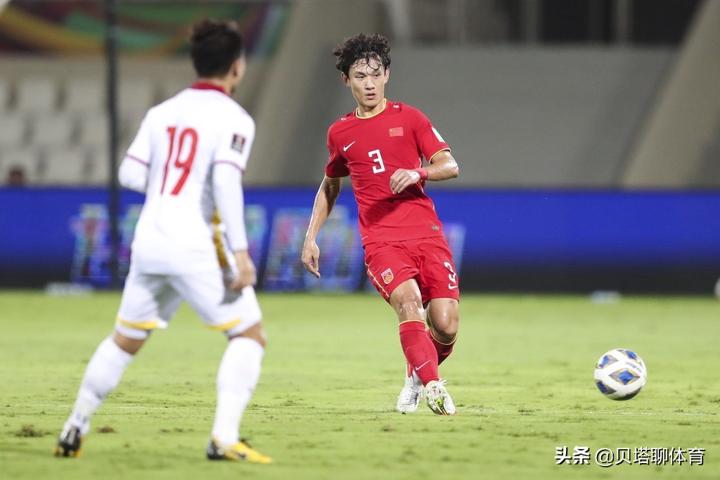 国足客场0-2越南7分钟丢2球,国足3比2绝杀越南激情咆哮式解说