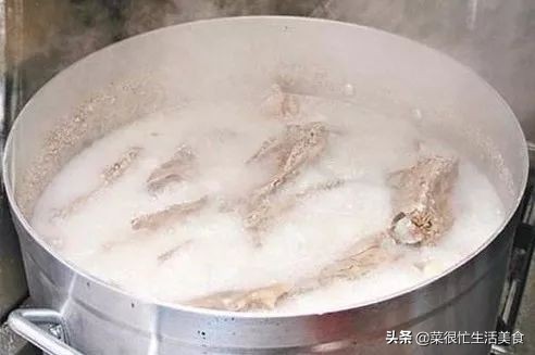 火锅汤底油碟制作,火锅汤底的调料做法大全