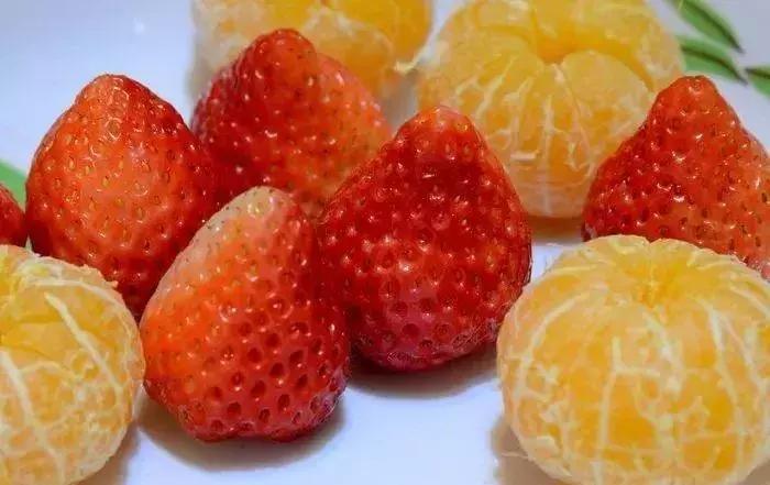 口腔溃疡很痛完全吃不了东西,维c治疗口腔溃疡最快解决方法