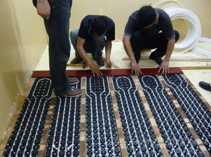 地暖破坏了是维修还是全换,地暖坏了修一次多少钱