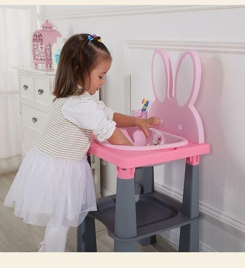 帮幼儿园小朋友擦屁股,幼儿园擦屁股自理课